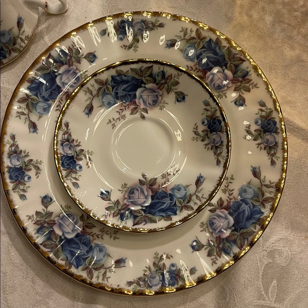 Royal Albert discontinued charming